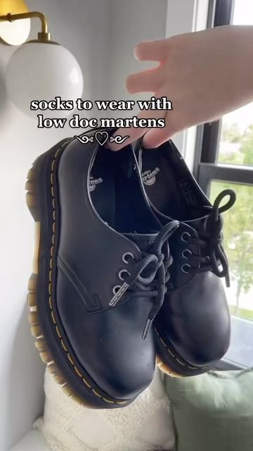 Doc Marten Style Women, Flared Jeans Doc Martens, Cute Outfits For Moms Fashion Over 40, How To Style Low Top Doc Martens, How To Style Doc Marten Oxford Shoes Women, How To Style Doc Martens Oxfords, Outfits With Low Top Doc Martens, Doc Martens Women Outfits, Socks To Wear With Doc Martens