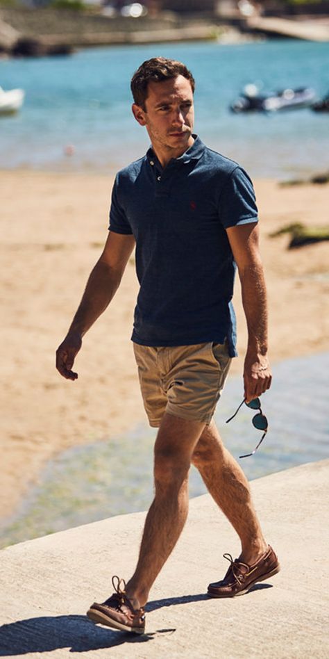 Sperrys Men Outfit, Boat Shoes Outfit Mens, Men Beach Outfit, Sperry Outfit, Stripes Outfit, Beach Outfit Men, Sperrys Men, Mens Summer Outfits, Mens Casual Outfits Summer