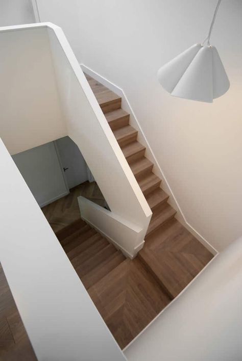 U Shaped Stairs, U Shaped Staircase, Staircase Metal, Staircase Landing, Staircase Designs, Barn Loft, Diy Staircase, House Staircase, Desain Pantry