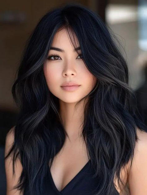 Beautiful Black Hair Color Ideas to Inspire You - Style US Ombre Black Hair, Raven Hair Color, Black Hair Color Ideas, Voluminous Layers, Deep Black Hair, Soft Black Hair, Hair Color Idea, Auburn Highlights, Black Curls