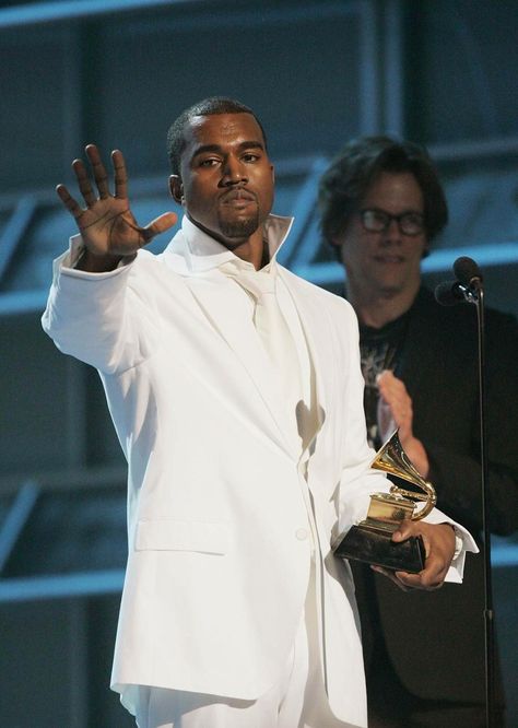 Funny Kanye, Kanye West Funny, Kanye West Wallpaper, 20k Followers, Acceptance Speech, Rap Aesthetic, Kendrick Lamar, Iconic Photos, Kanye West