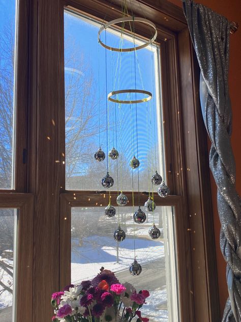 Disco Ball Wind Chime, Mini Disco Ball Chandelier, Disco Balls Room Decor, Diy Disco Ball Chandelier, Small Disco Ball Decor, Disco Ball Suncatcher, Disco Ball Chandelier Diy, Disco Ball Dorm Room, Disco Ball Ideas