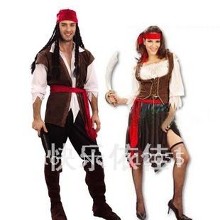 Shoulder Caps Captain Jack Sparrow Costume, Pirate Costume Couple, Jack Sparrow Costume, Caribbean Outfits, Pirate Costumes, Female Pirate Costume, Carnival Halloween, Couples Outfit, Pirate Woman