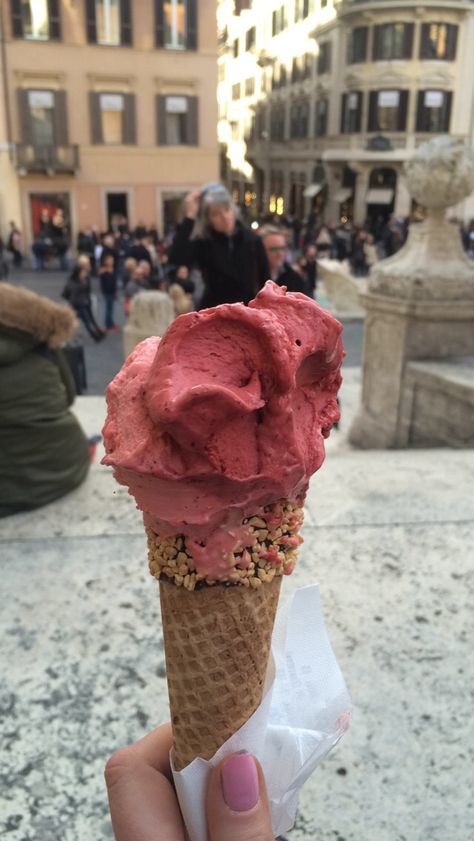 Gelato on the Spanish steps Spanish Steps, 4 Life, Yum Yum, Fashion Inspo Outfits, Honey, Ice Cream, Fashion Inspo, Cream, Water