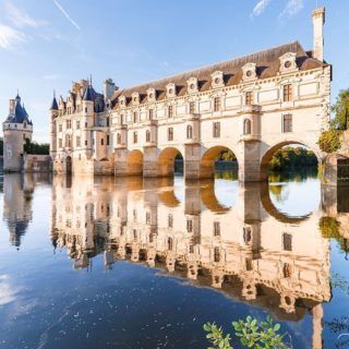 5 Easy French Country Bedroom Ideas | Flourishmentary Old Castle, French Castles, French Country Bedrooms, Chateau France, Loire Valley, Beautiful Castles, Stately Home, Beautiful Architecture, Beautiful Buildings