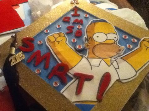 CSULA Class of 2015 Homer Simpson Graduation Cap Simpson Graduation Cap, Funny Grad Cap Ideas, Graduation Tips, Graduation Diy Decorations, Diy Graduation Decorations, Funny Graduation Caps, Mba Graduation, Creative Graduation Caps, Senior Things