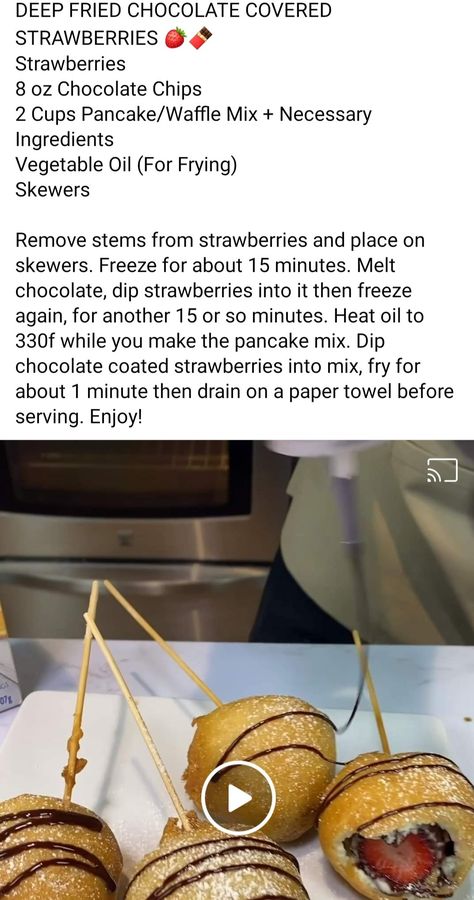 Fried Strawberries, Chocolate Covered Strawberry Recipe, Waffle Mix, Strawberry Dip, Sweet Snacks Recipes, Covered Strawberries, Chocolate Strawberries, Cooking Recipes Desserts, Chocolate Covered Strawberries