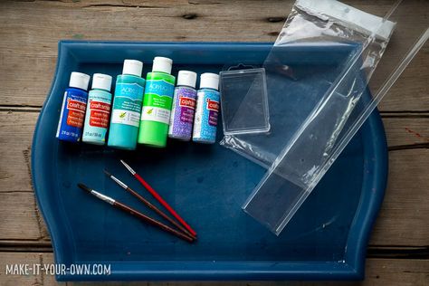 Painting On Plastic Sheet, Painting On Plastic Containers, Decorate Plastic Bins, Acrylic Paint On Plastic, Plastic Tool Box, Different Materials, Plastic Buckets, Painting Plastic, Plastic Sunglasses