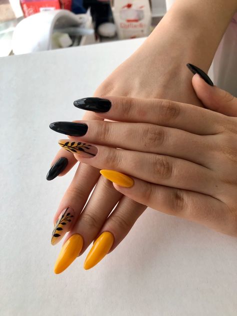 Yellow And Black Nails, Mustard Nails, Yellow Nails Design, Tapered Square Nails, Beauty Hacks Nails, Pink Ombre Nails, Subtle Nails, French Acrylic Nails, Almond Nails Designs