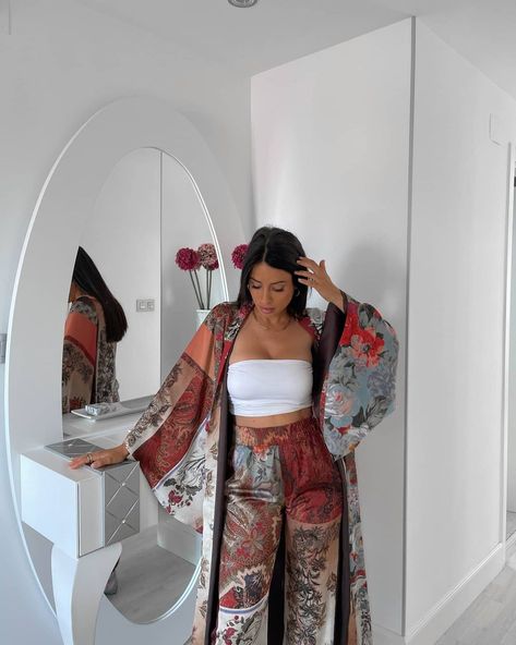 Summer Kimono Outfit, Casual Boho Outfits, Beautiful Evening Dresses, Blouse Casual Fashion, Victoria Secret Outfits, Long Skirt Outfits, Summer Kimono, Effortlessly Chic Outfits, Looks Street Style