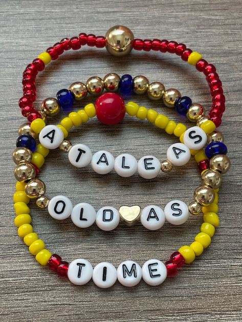 Moana Clay Bead Bracelet, Disney Themed Clay Bead Bracelets, Disney Bracelet Ideas Clay Beads, Disney Braclets, Disney Friendship, Disney Bracelets, Fairytale Jewelry, Cruise Clothes, Belle Princess