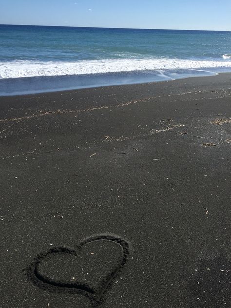 Black Sand Beach, Santorini Black Sand Beach Santorini, Santorini Black Beach, Dream Elopement, Greek Beaches, Greek Isles, Beachy Vibes, Black Sand Beach, Santorini Greece, Black Sand