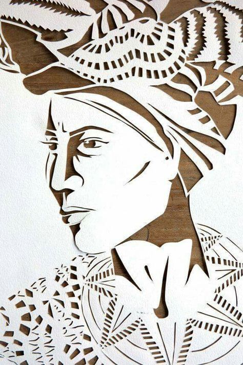 Papercut Portrait, Portrait Of A Woman, Middle School Art, Ap Art, Paper Cut Art, Stencil Art, Paper Sculpture, Pics Art, Teaching Art