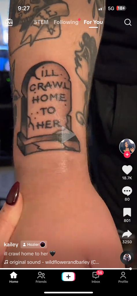 Tattoo with a gravestone with the inscription “I’ll crawl home to her” Aa Tattoos, Tattoos Lion, Tattoos Heart, Tattoos Floral, Stone Tattoo, Phoenix Tattoos, Tattoos Infinity, Mandala Tattoos, Lion Tattoos