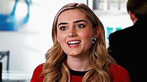 Meg Donnelly Gif, Zombie Gif, Faceclaims Gif, Robby Keene, American Housewife, Female Faceclaims, Meg Donnelly, Female Face, Brooklyn Baby