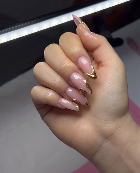 Nail Ideas For Almond Nails, Modest Nails, Chrome Almond Nails, Chrome Almond, Nails Packaging, Romantic Nails, Drip Nails, Fully Booked, Simple Acrylic Nails