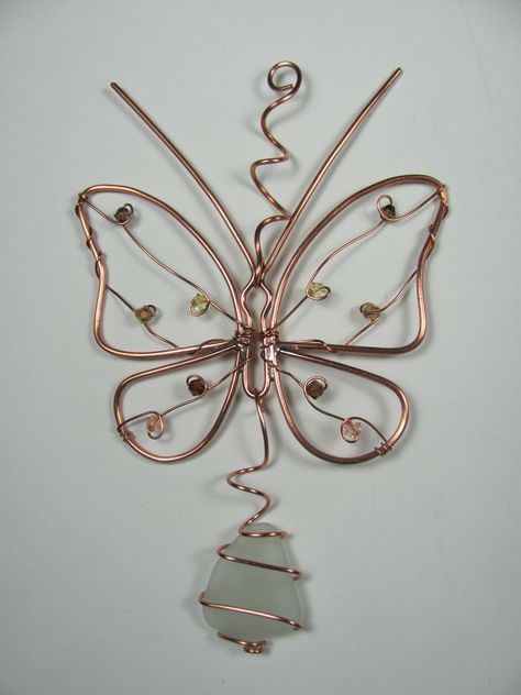 Wire Christmas decoration Wire Butterfly, Wire Creations, Wire Ornaments, Wire Craft, Wire Jewelery, Butterfly Ornaments, Bijoux Fil Aluminium, Metal Butterfly, Wire Pendant