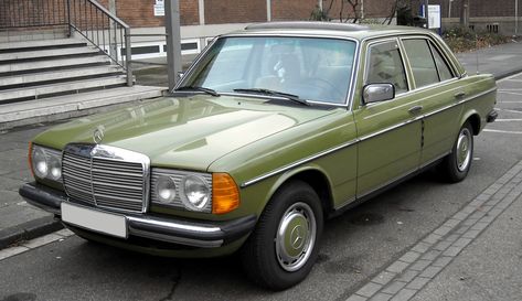 Old Mercedes Benz, Mercedes 123, Mercedes Dealership, Mercedes Benz W123, Mercedes 200, Mercedes Benz Classes, Mercedes W123, Old Mercedes, Liverpool Team