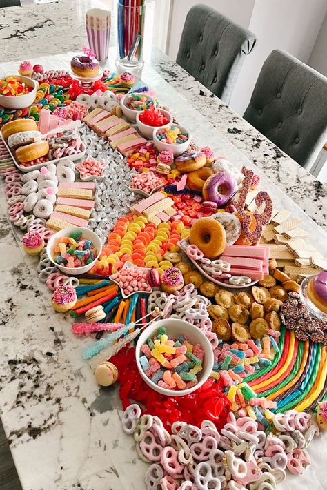 A candy table that is like a charcuterie board but made out of candy and small mini dessert items, the theme was colorful for a 13th birthday party Birthday Candy Board, Birthday Sleepover Ideas, Candy Board, Candy Land Birthday Party, Birthday Snacks, Bar A Bonbon, Charcuterie Inspiration, Candyland Birthday, Sleepover Food