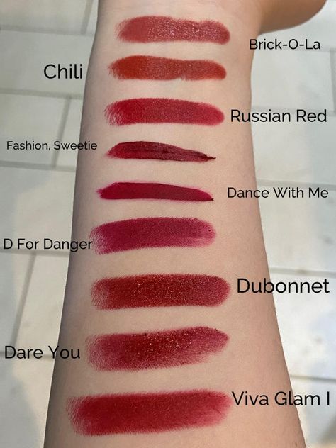 Red Lipstick Swatches, Brick Red Lipstick, Mac Red Lipsticks, Lipstick Guide, Brown Smokey Eye Makeup, Mac Lipstick Colors, Bronze Makeup Look, Best Mac Lipstick, Mac Lipstick Swatches