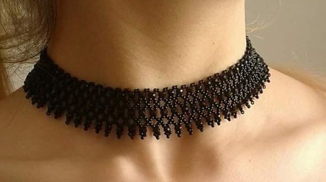 Diy Necklace Patterns, Diy Choker, Sac Diy, Wire Wrapped Jewelry Diy, Beaded Necklace Designs, Black Beaded Jewelry, Diy Bracelets Patterns, Necklace Patterns, Handmade Hair Accessories