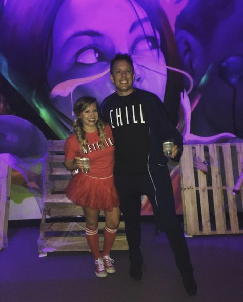 Halloween Couple Costume, Halloween Couple, Couple Costume, Netflix And Chill, Couple Halloween, Couple Halloween Costumes, Couples Costumes, Concert, Halloween