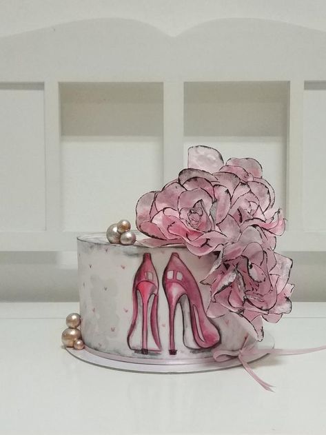 High Heel Cakes, Super Torte, Hand Painted Cakes, Birthday Cakes For Women, Painted Cakes, Elegant Cakes, Drip Cakes, White Cake, Fancy Cakes