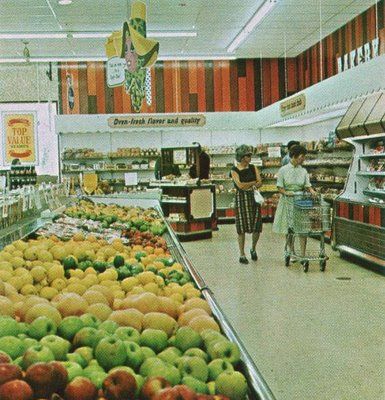 Kroger 1965 - I used to go to work with my Mom & Dad.  I spent a lot of my childhood in a Kroger store!  My Mom was a cashier and bookkeeper and my Dad worked in the produce dept. Vintage Supermarket, Supermarket Sweep, Vintage Grocery, Random Vintage, Peeping Tom, Grocery Supermarket, Vintage Shopping, Grocery Stores, Retro Pop