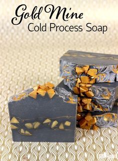 Honey Fragrance, Soap Queen, Cold Process Soap Recipes, Soap Tutorial, Melt And Pour, Pure Honey, Gold Mine, Homemade Soap, Soap Packaging