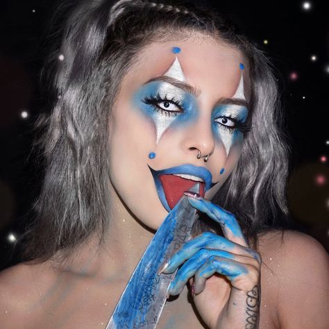 The 50 Most Jaw-Dropping Halloween Makeup Ideas on Instagram Glam Clown, Halloween Maquillaje, Girl Halloween Makeup, Halloween Makeup Clown, Holloween Makeup, Clown Halloween, Creepy Halloween Makeup, Cute Halloween Makeup, Halloween Makeup Pretty