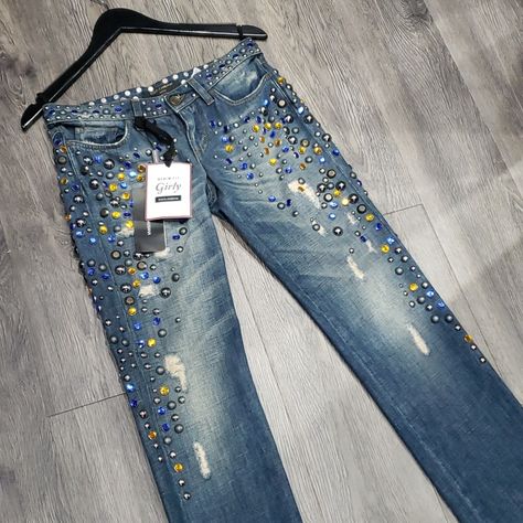 Wow! These Jeans Are Absolutely Jaw Dropping! They Are Pretty Heavy Though, Brand New, With Original Tags Attached. Multiple Sizes Available. Please Message Me If Any Questions. Jeans With Pearls, Rhinestone Stuff, Cowgirl Things, Jeans With Lace, Jean Ideas, Stud Clothing, Bedazzled Jeans, Jeans Embroidery, Unique Jeans