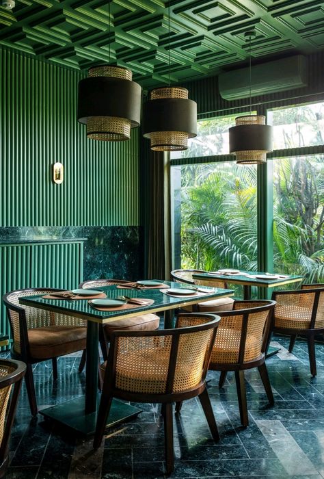 Bistro Interior Design Ideas, Restaurant Color Ideas, Wood Cafe Design, Restaurant Color Palette, Bistro Interior Design, Restaurant Table Design, Bistro Interior, Bistro Design, Greens Restaurant