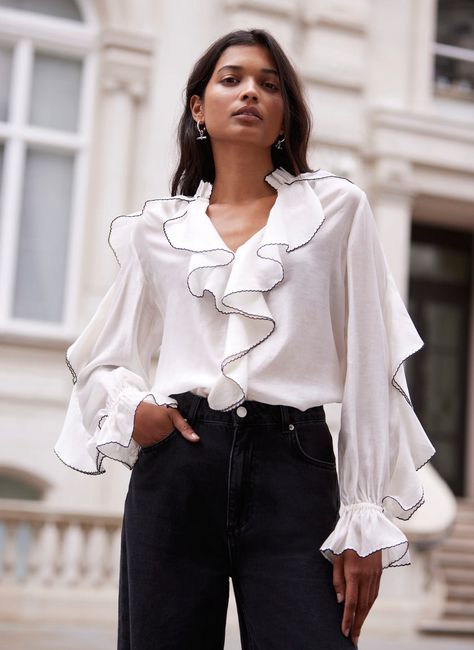 Ruffled Blouse Outfit, White Ruffle Blouse, Ruffled Blouse, Mint Velvet, Modern Lifestyle, Blouse White, Blouse Outfit, High Neckline, Effortless Style