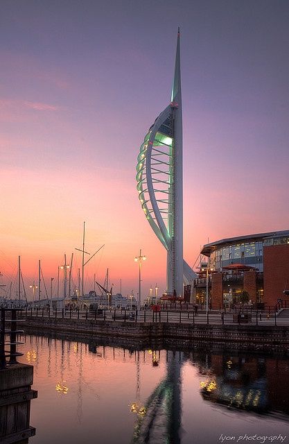 England Travel Inspiration - Spinnaker Tower and Gun Wharf, Portsmouth, England. Spinnaker Tower, Portsmouth England, Linkedin Page, Exterior Houses, Visit Uk, Hms Victory, Early Evening, Winter Light, Late Afternoon