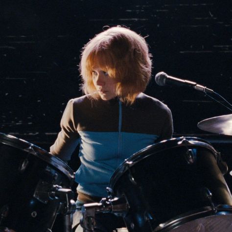 Alison Pill - Kim Pine Scott Pilgrim Vs The World Kim, Kim Pine Pfp, Kim Pine Icon, Kim Pines, Kim Pine, Someone Like U, Alison Pill, Scott Pilgrim Vs The World, Scott Pilgrim Comic