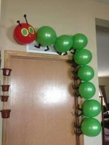 Hungry caterpilliar Hungry Caterpillar Classroom, Hungry Caterpillar Activities, Caterpillar Craft, Hungry Caterpillar Party, Hungry Caterpillar Birthday, Reading Projects, Door Decorations Classroom, The Very Hungry Caterpillar, Classroom Door