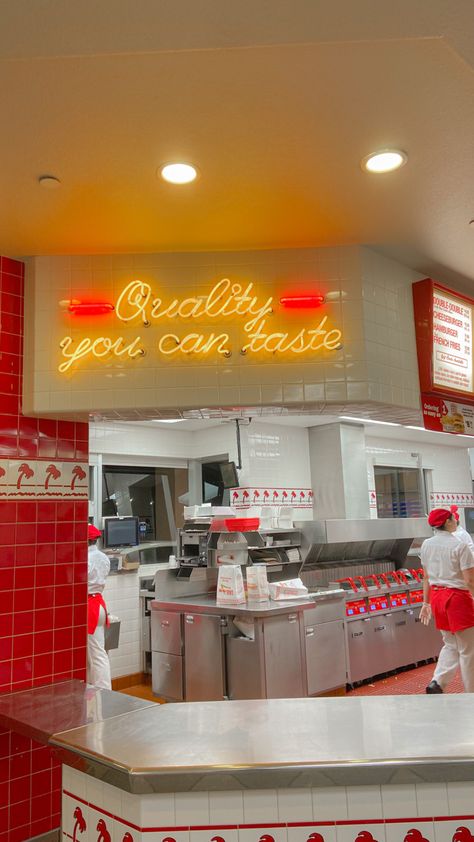 in n out has my heart In N Out Wallpaper, In N Out Aesthetic, Cali Vibes, In-n-out Burger, Vision Board Images, In N Out, In & Out, Story Ideas, Instagram Story Ideas