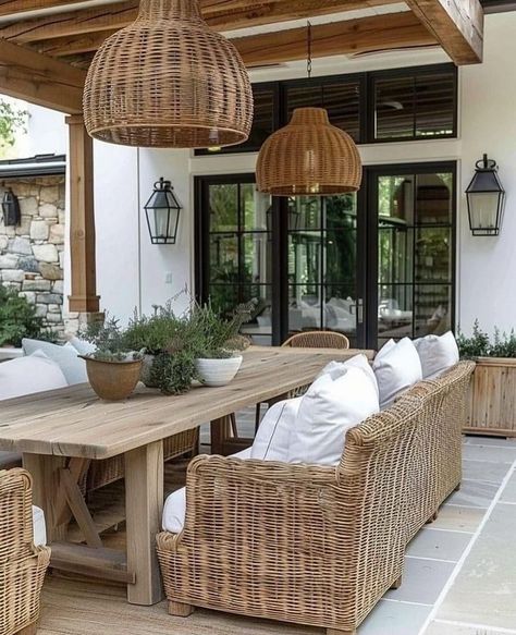 Stone Backyard, Casa Country, Front Porches, Patio Designs, Outdoor Patio Decor, Outdoor Dining Area, Backyard Patio Designs, Outdoor Rooms, Backyard Decor