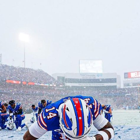 Buffalo Bills News on Instagram: "One more day till footballllll 🏈 Whose excited? Follow @Billsoutlet for daily Bills updates Follow @Billsoutlet for daily Bills updates Follow @Billsoutlet for daily Bills updates #buffalobills #billsmafia #nfl #buffalo #bills #gobills #football #letsgobuffalo #joshallen #onebuffalo#buffalony #billsfootball #buffalove #billsnation #nflfootball #life #sports #buffalonewyork #buffalobillsfootball#circlethewagons #billsfans #letsgobills #stefondiggs #greenbayp Buffalo Bills Aesthetic, Bills Aesthetic, Buffalo Bills Wallpaper, Bills Stadium, Buffalo Bills Stadium, Nfl Bills, Nfl Football Pictures, Stefon Diggs, Buffalo Bills Football