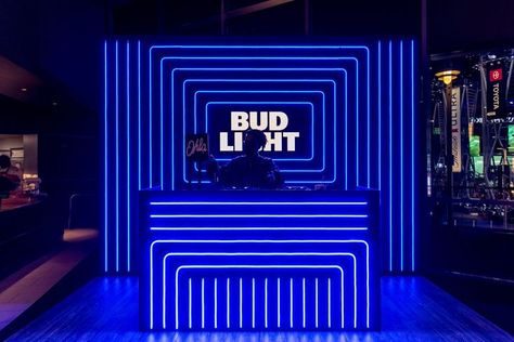 NVE had to provide an immersive opportunity for consumers and Anheuser-Busch stakeholders to interact with all three brands (Bud Light Core, Bud Light NEXT, and Bud Light Seltzer Hard Soda) throughout Crypto Arena. We had to activate the concourse to speak to the general public and give them an opportunity to sample Bud Light NEXT, the first zero carb beer. Event Design Branding, Boho Restaurant, Ceremony Decorations Outdoor, Shoe Store Design, Dj Stage, Neon Jungle, Outdoor Restaurant Design, Nightclub Design, Console Design