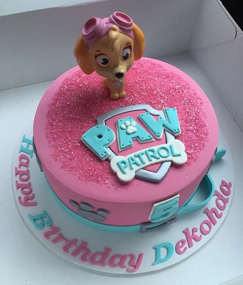 Another one of my popular girl themed paw patrol cakes  I hope Dekohda had a… Paw Patrol Cakes, Skye Paw Patrol Cake, Skye Paw Patrol Party, Paw Patrol Birthday Cake, Paw Patrol Girl, Skye Paw, Torte Cupcake, Paw Patrol Cake, Paw Patrol Birthday Party