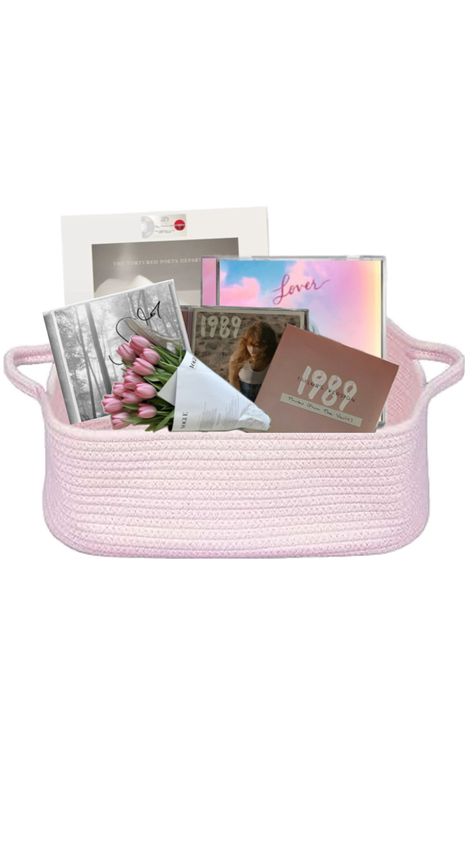 So cute Taylor Swift Basket, Taylor Swift Gift Basket, Taylor Swift Christmas, Christmas Basket, Christmas Baskets, Christmas Gift Baskets, Gift Basket, Gift Baskets, So Cute