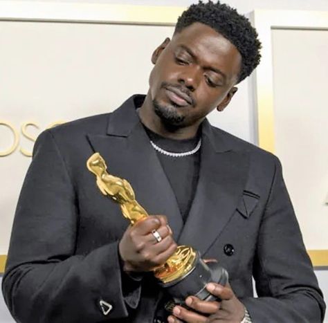 Judas And The Black Messiah, Daniel Kaluuya, Black Messiah, Black Actors, Best Supporting Actor, Attractive People, Black Boys, Film Serie, Fav Celebs