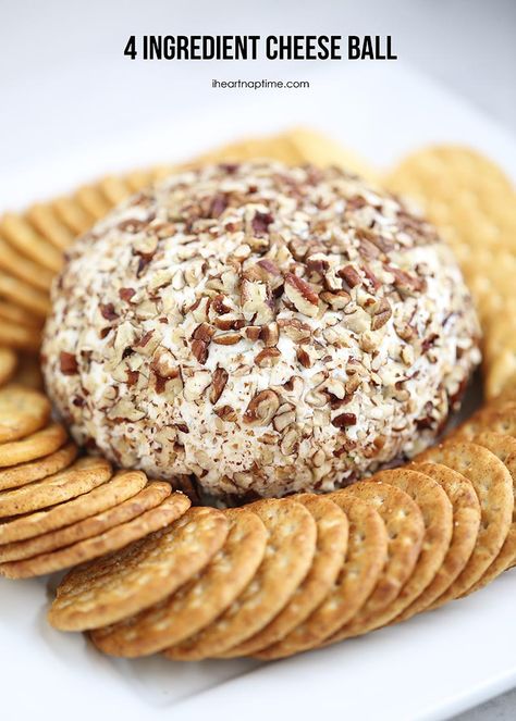 4 ingredient cheese ball -hands down one of the easiest and yummiest recipes to serve at your next holiday party! Beef Pineapple, Dried Beef, Diy Easy Recipes, I Heart Naptime, Easy Cheese, Cheese Ball Recipes, Snack Dip, Classic Party, Cheese Balls