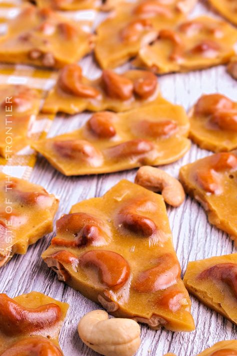 Cashew brittle is a delightful confectionery treat with a rich, buttery sweet brittle candy mixed with the salty crunch of cashew nuts. Cashew Brittle Recipe Microwave, Cashew Brittle Recipe, Cashew Candy, Cashew Crunch, Cashew Brittle, Healthy Chocolate Desserts, Homemade Candy Bars, Tooth Cake, Caramel Truffle