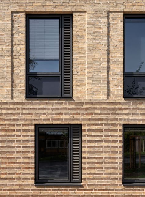 Gerontopsychiatric Center Großschweidnitz – kleihues+kleihues Frit Glass Facade, Facade Pattern Architecture, Steel Architecture, Window Architecture, Brick Detail, Brick Arch, Concrete Architecture, Brick Architecture, Architecture Building Design