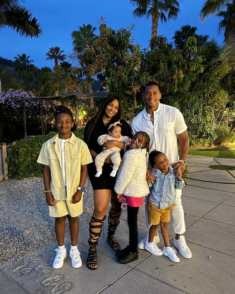 Russell Wilson - Russell Wilson added a new photo. Future Ciara, Grateful For Family, Russel Wilson, Ciara Wilson, Ciara And Russell Wilson, Ciara And Russell, Grace Love, Celebrity Families, Russell Wilson