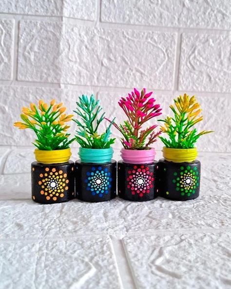 Swipe 👈 Fevicryl Acrylic Colour Bottles Turned into Cute Mandala Planters😍 . . Show thoda LOVE and thoda SUPPORT @kraftykinni 😍 . . Dm for Order 😉😉 . . #acryliccolourbottle #hobbyideasindia #keepcreating #bottleartlover #easydiy #bottleartlovers #bottle_art_lovers #bottlepainting #mandalaart #bestoutofwaste #reuse #mygovindia #fevicrylcolors [Fevicryl, Acrylic colours, Mandala art, Dot mandala art, Bottle art, Easy diy, DIY, Planter, Reuse, Recycling, Best out of waste] Dot Painting On Bottles, Mandala Art Bottle, Mandala Art On Bottle, Bottle Art Easy, Mandala Art Dot, Cute Mandala, Acrylic Paint Bottles, Dot Mandala Art, Motivational Poems