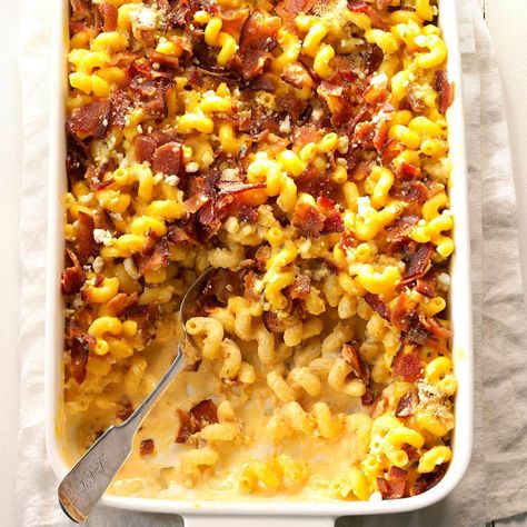 Cozy Fall Dinner Recipes, Alfredo With Bacon, Pumpkin Goat Cheese, Fresh Pumpkin Recipes, Thanksgiving Casserole Recipes, Salad Macaroni, Thanksgiving Casserole, Autumn Recipes, Fall Cooking