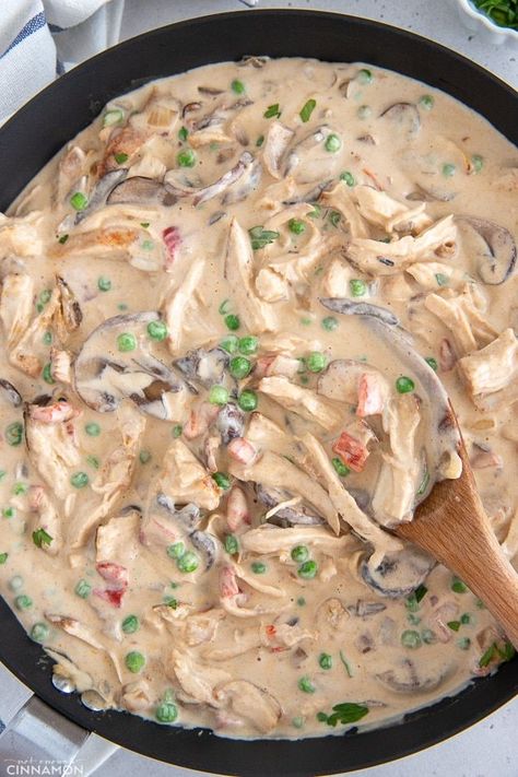 Dairy Free Chicken Recipes, Chicken Ala King, Chicken A La King Recipes, Chicken Recipes Dairy Free, Ala King, Easy Skillet Chicken, Chicken A La King, Roast Chicken Leftovers, Leftover Rotisserie